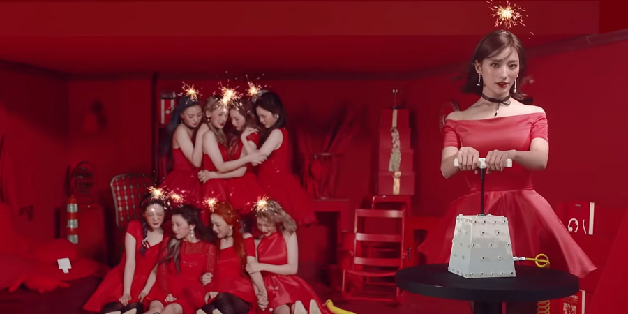 Fromis_9 - Love Bomb - Kpoppies Fromis_9 - Love Bomb - Kpoppies